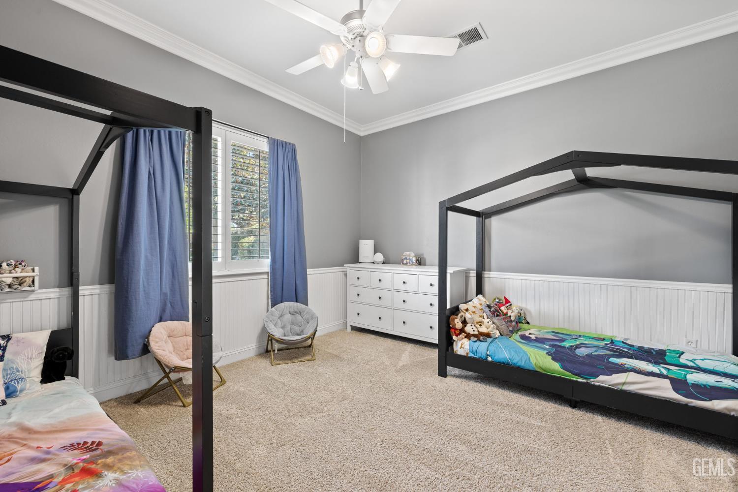 15918 Clos Du Val Avenue