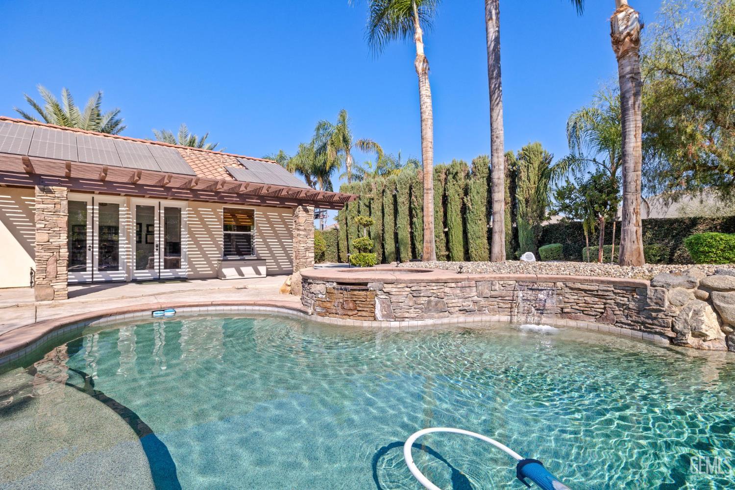 15918 Clos Du Val Avenue