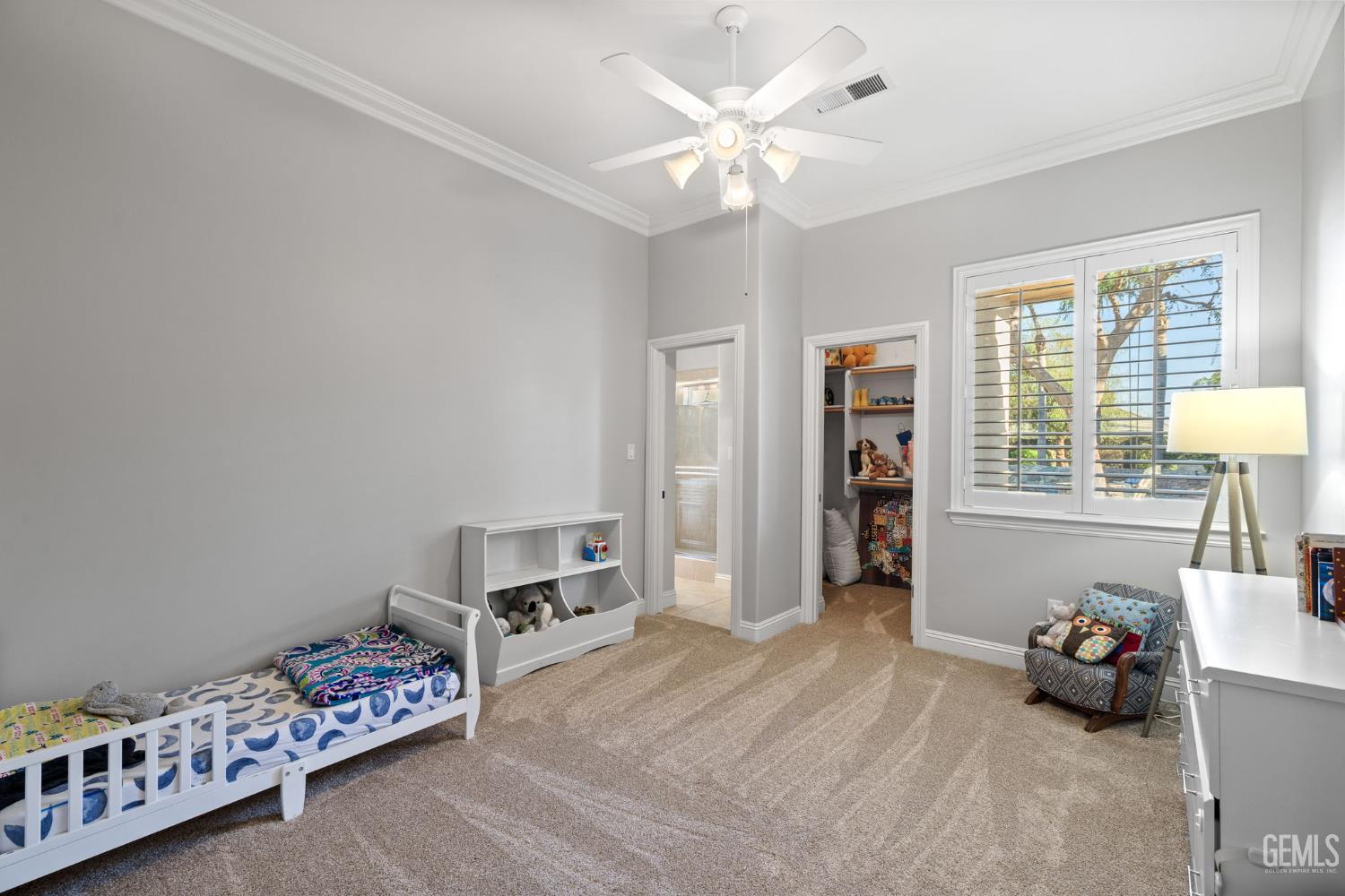 15918 Clos Du Val Avenue