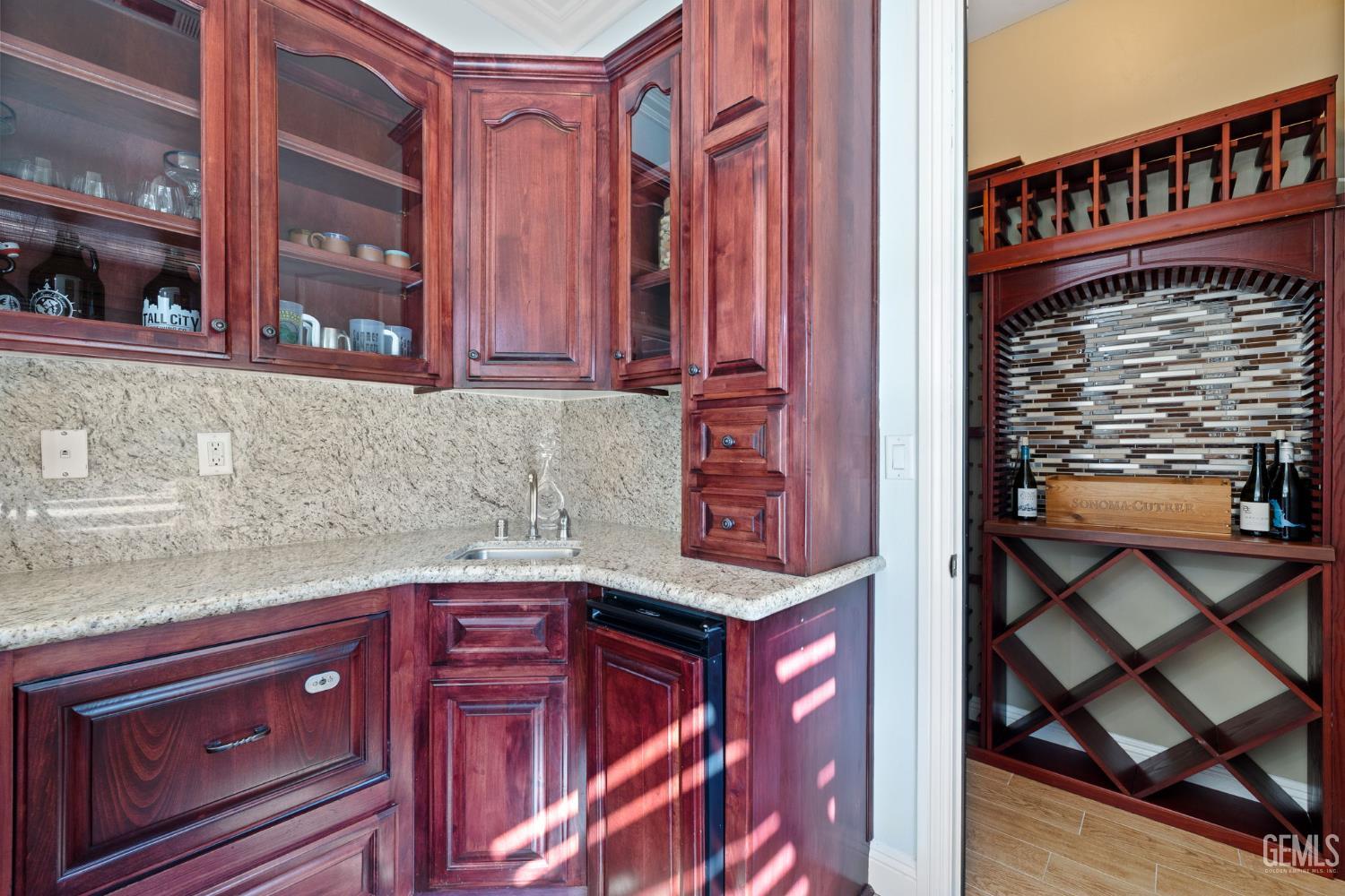 15918 Clos Du Val Avenue