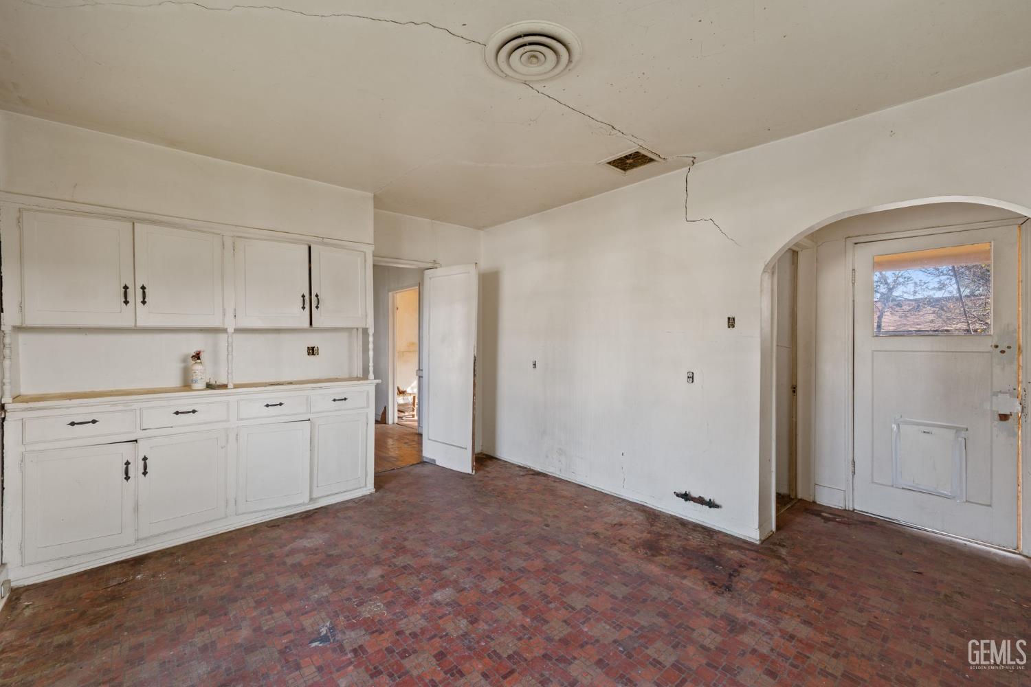 2891 Alta Vista Drive