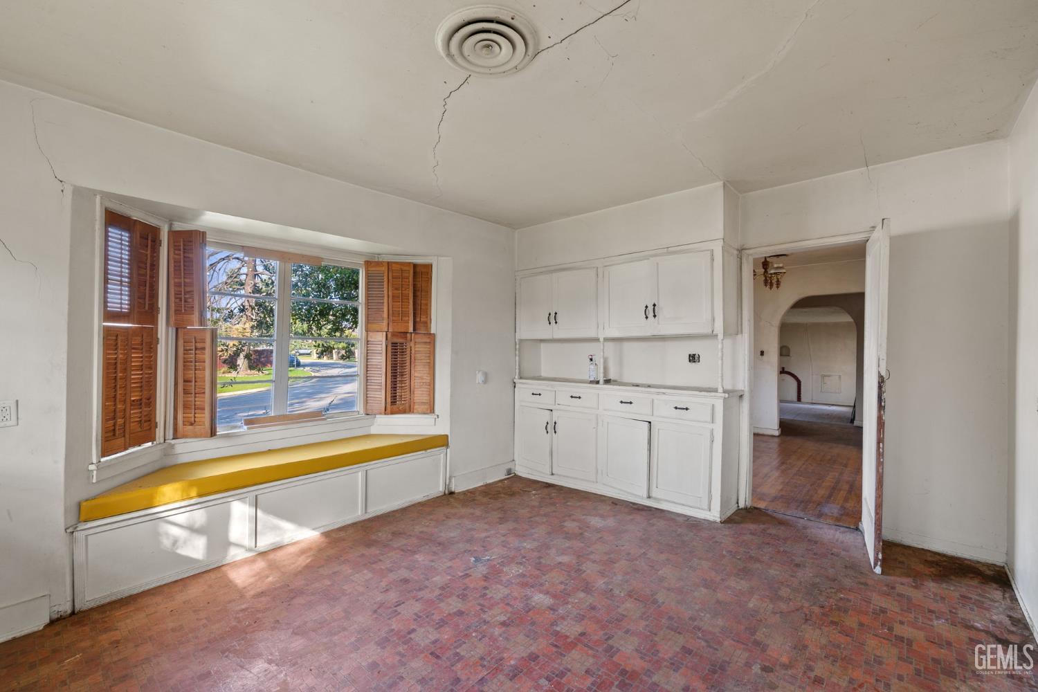 2891 Alta Vista Drive