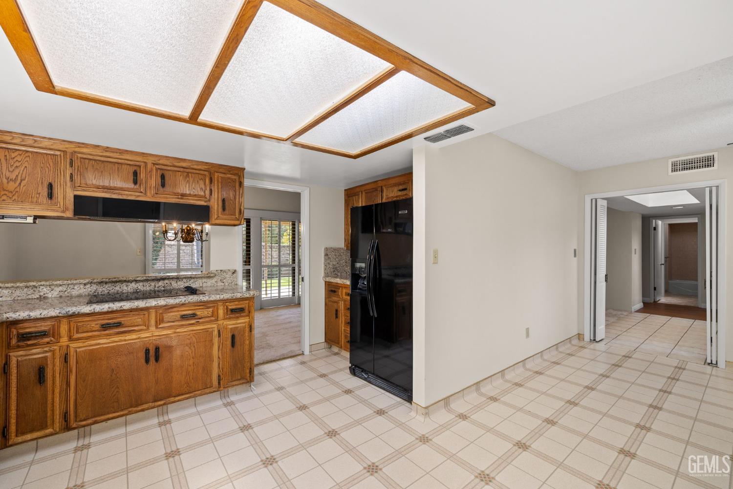 2300 El Portal Drive Unit: 63