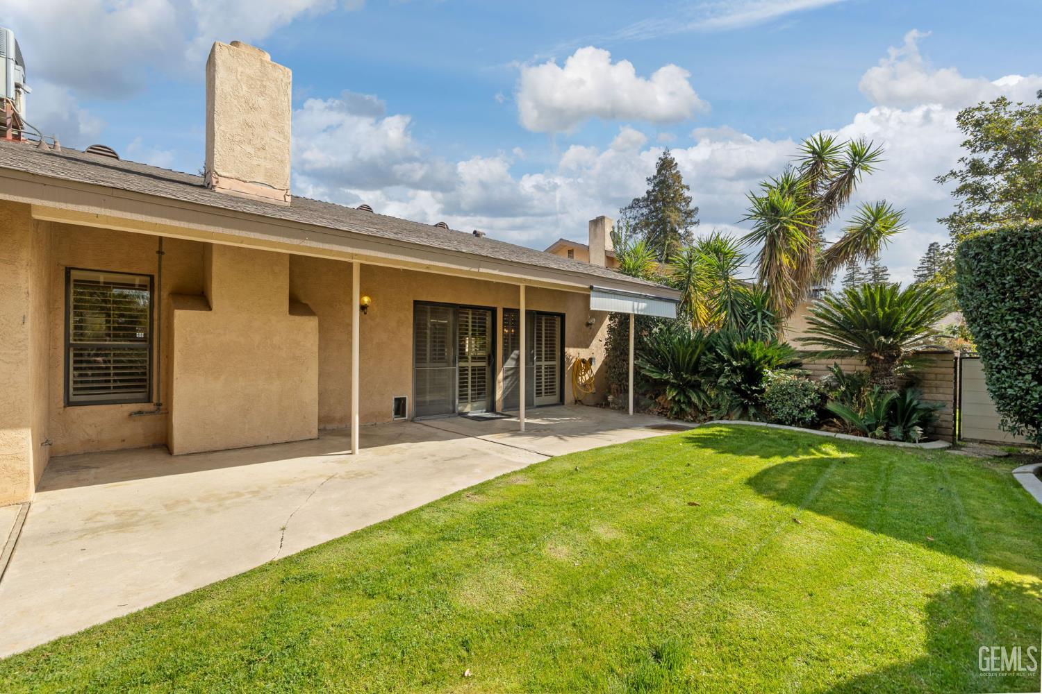 2300 El Portal Drive Unit: 63