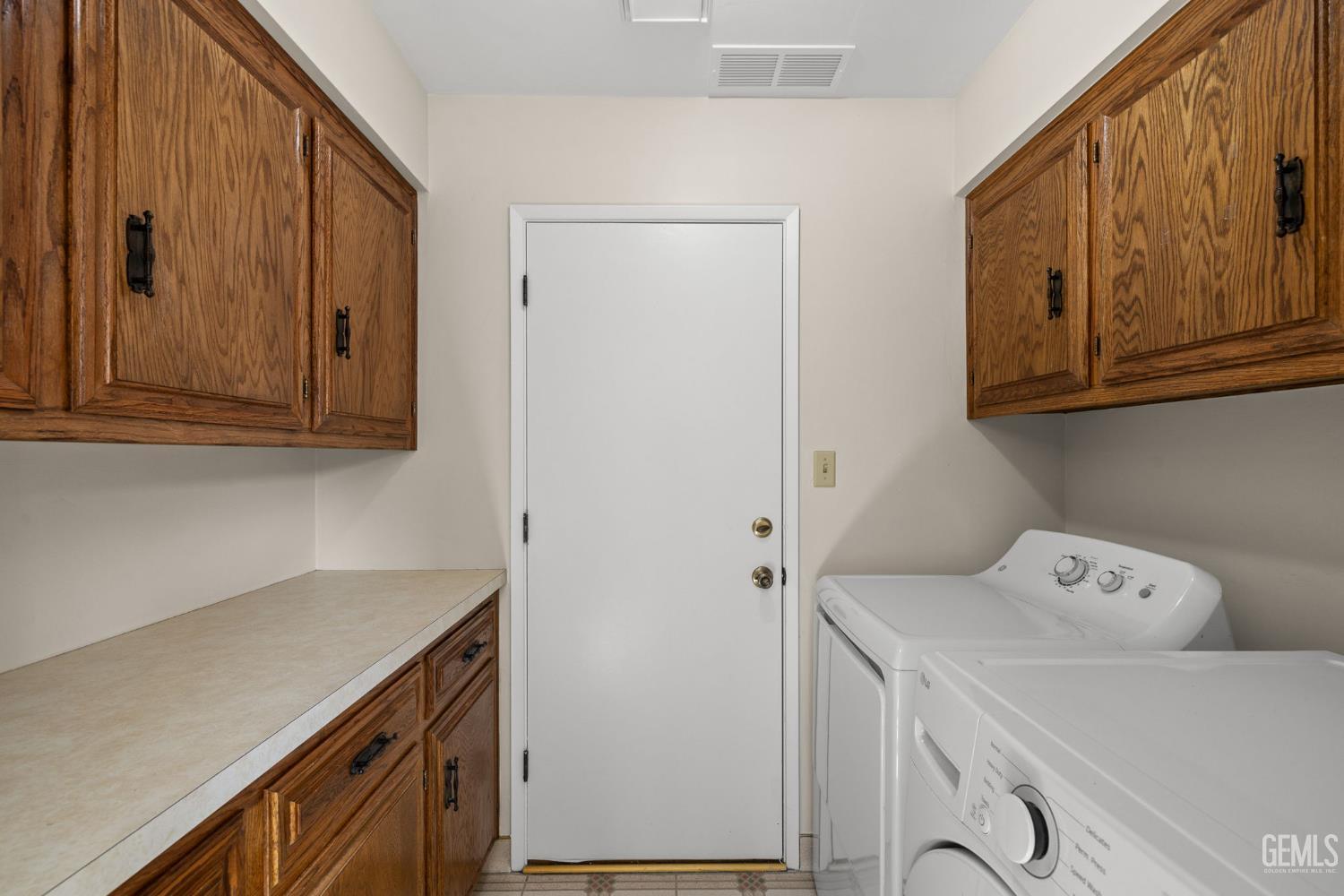 2300 El Portal Drive Unit: 63