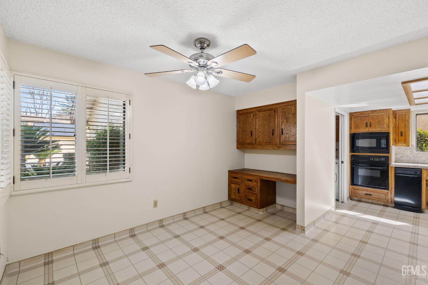 2300 El Portal Drive Unit: 63