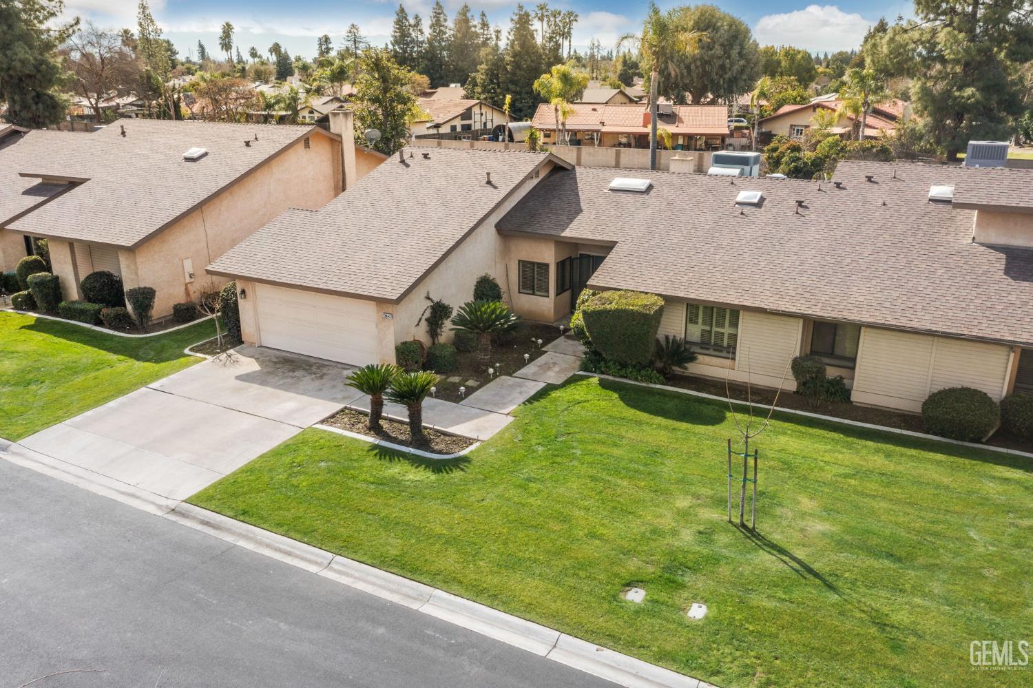 2300 El Portal Drive Unit: 63