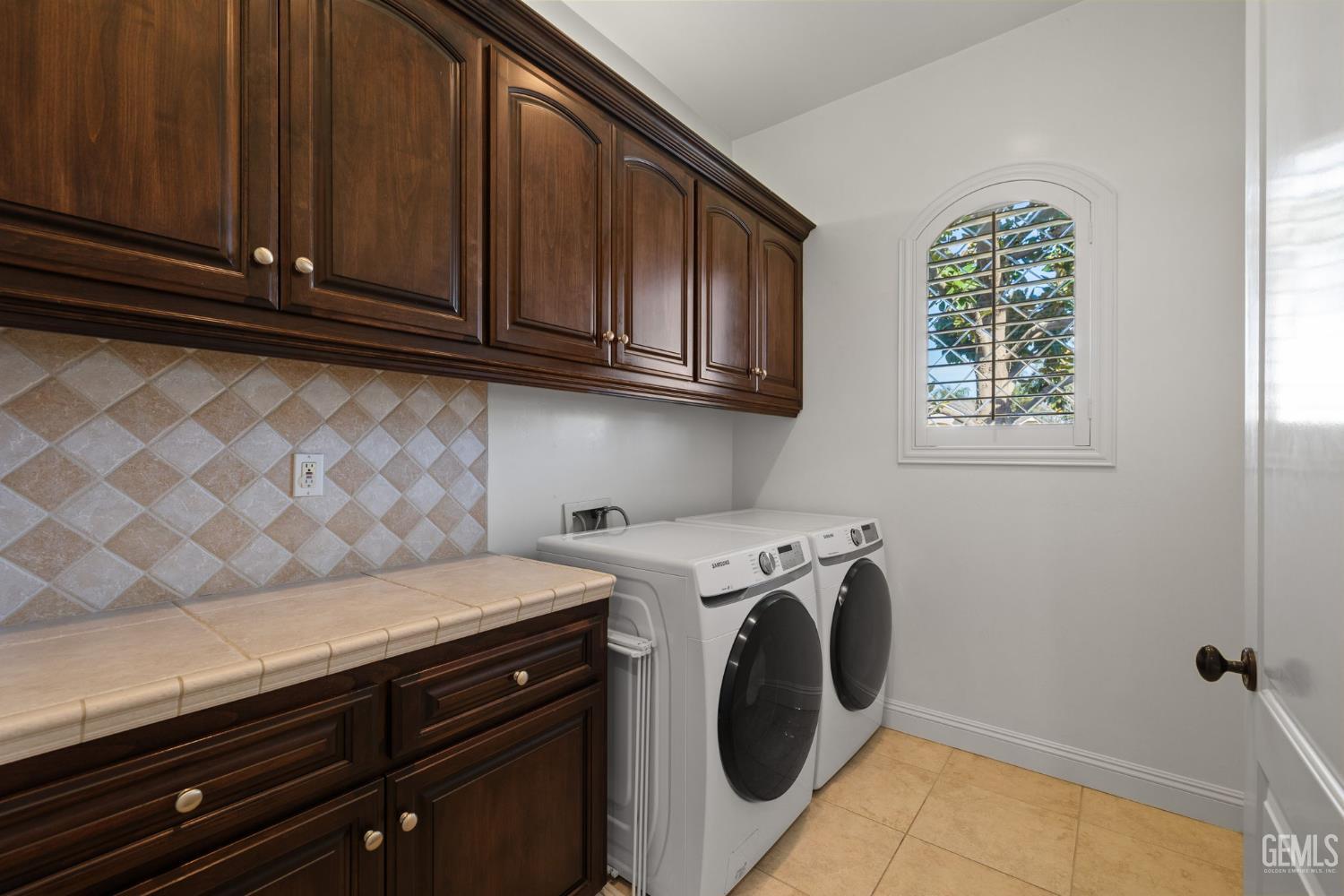 12401 Southworth Court