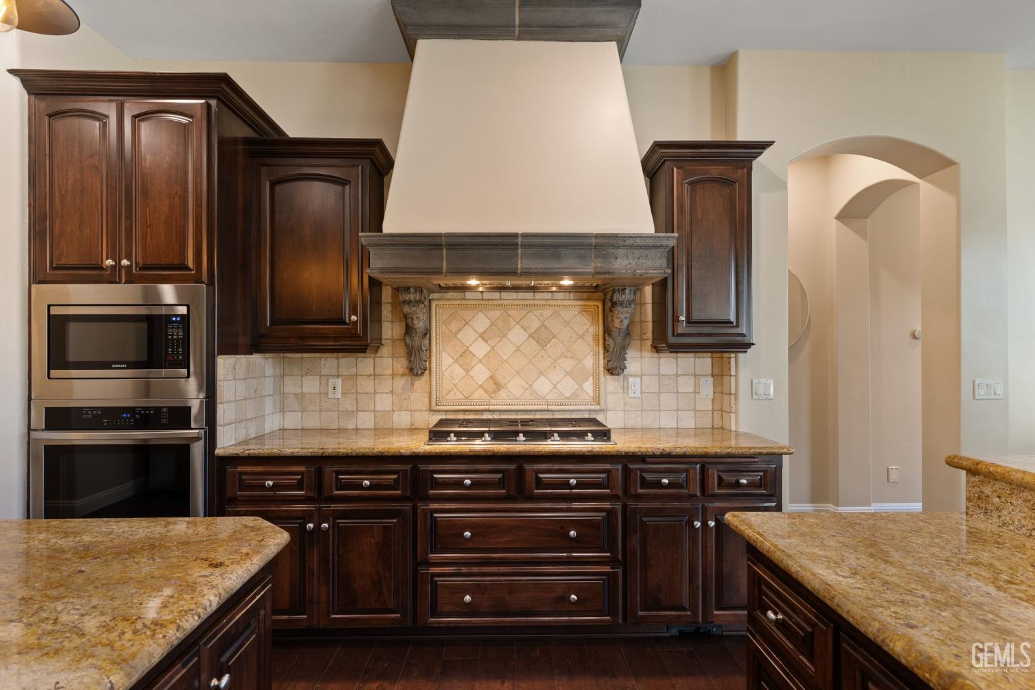 12401 Southworth Court