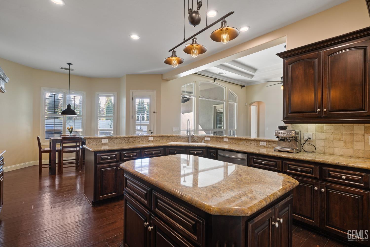 12401 Southworth Court