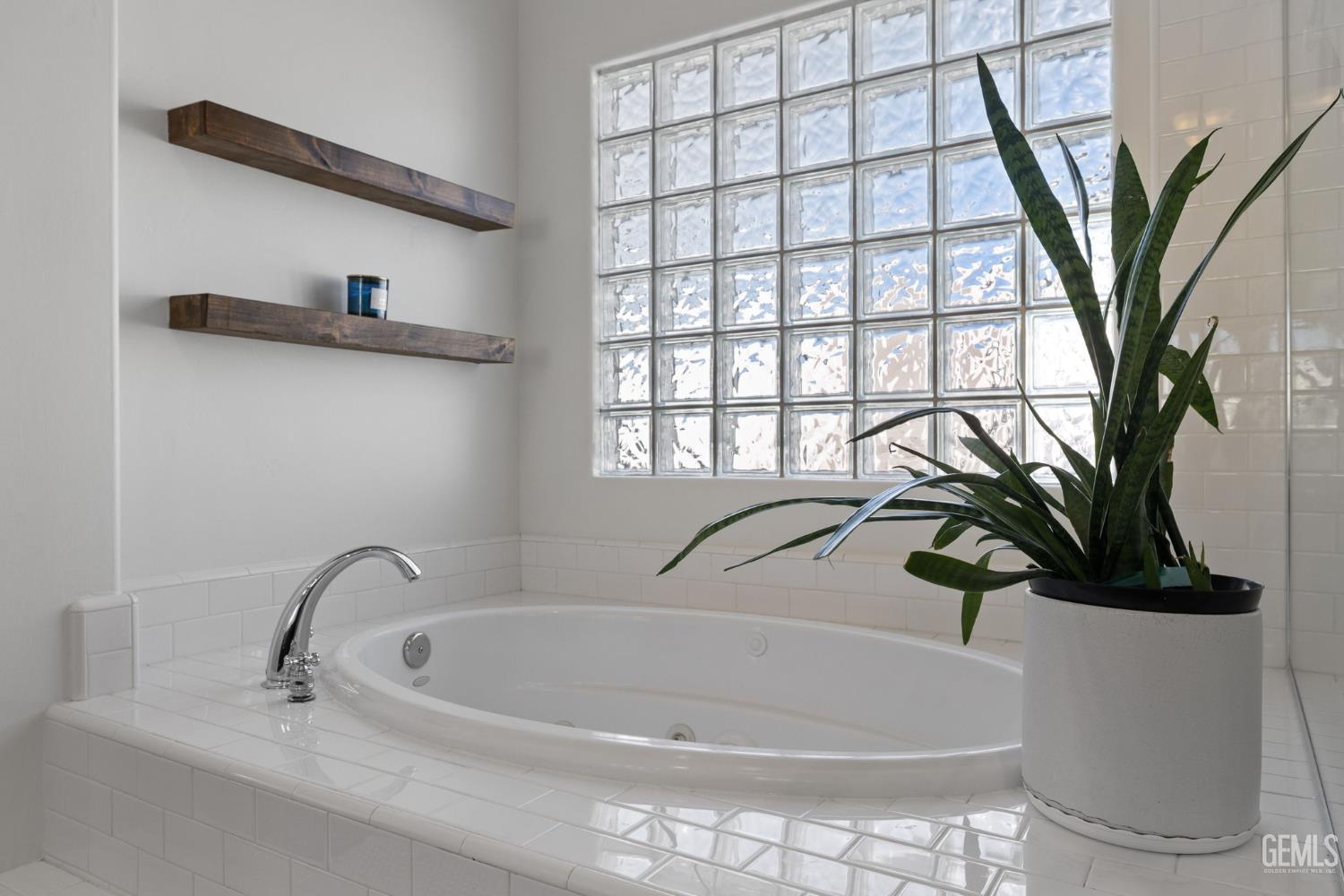 12401 Southworth Court