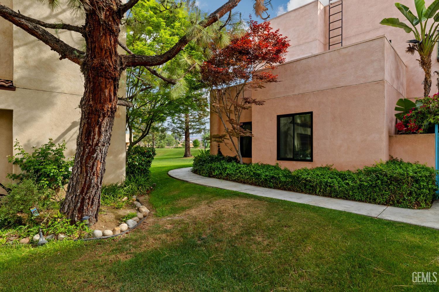 14500 Las Palmas Drive Unit: 22