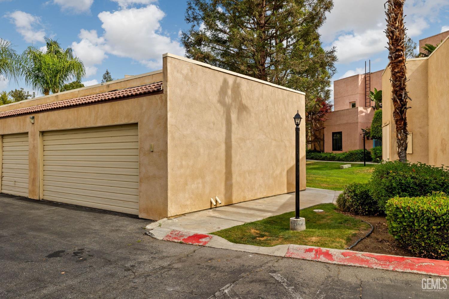 14500 Las Palmas Drive Unit: 22