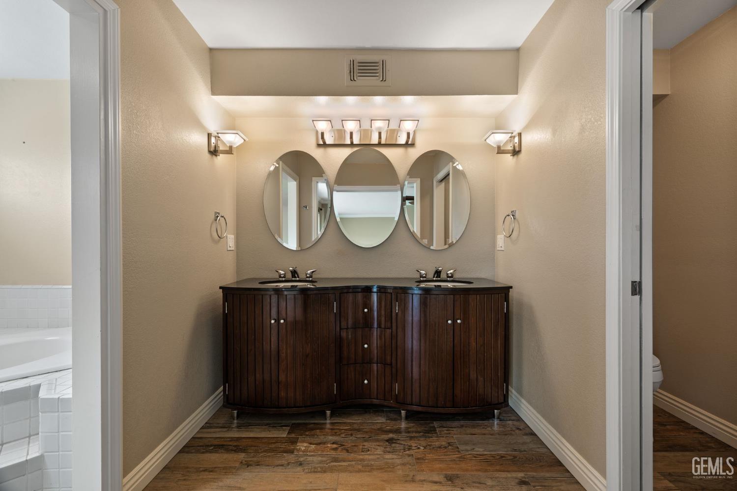 14500 Las Palmas Drive Unit: 22