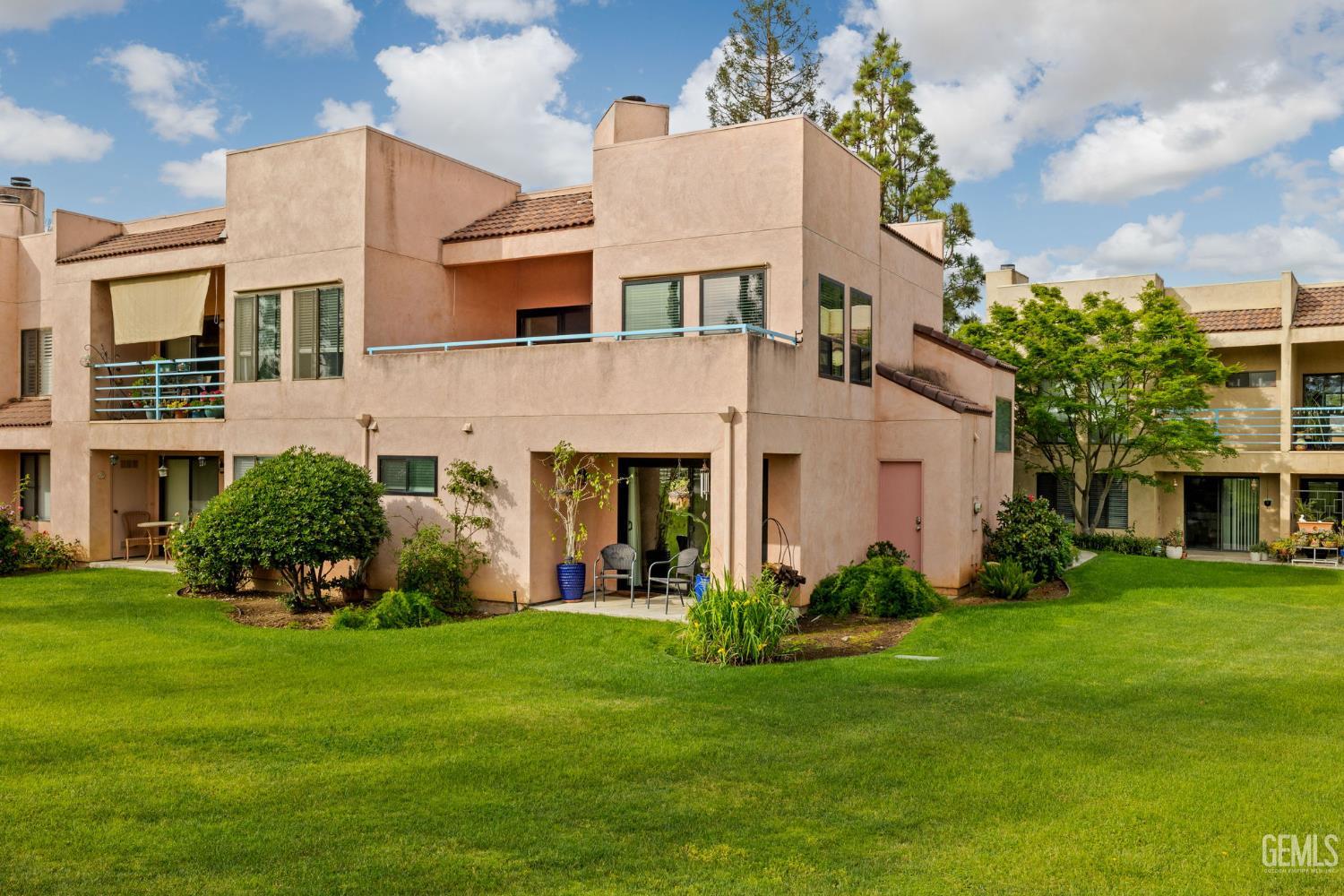 14500 Las Palmas Drive Unit: 22