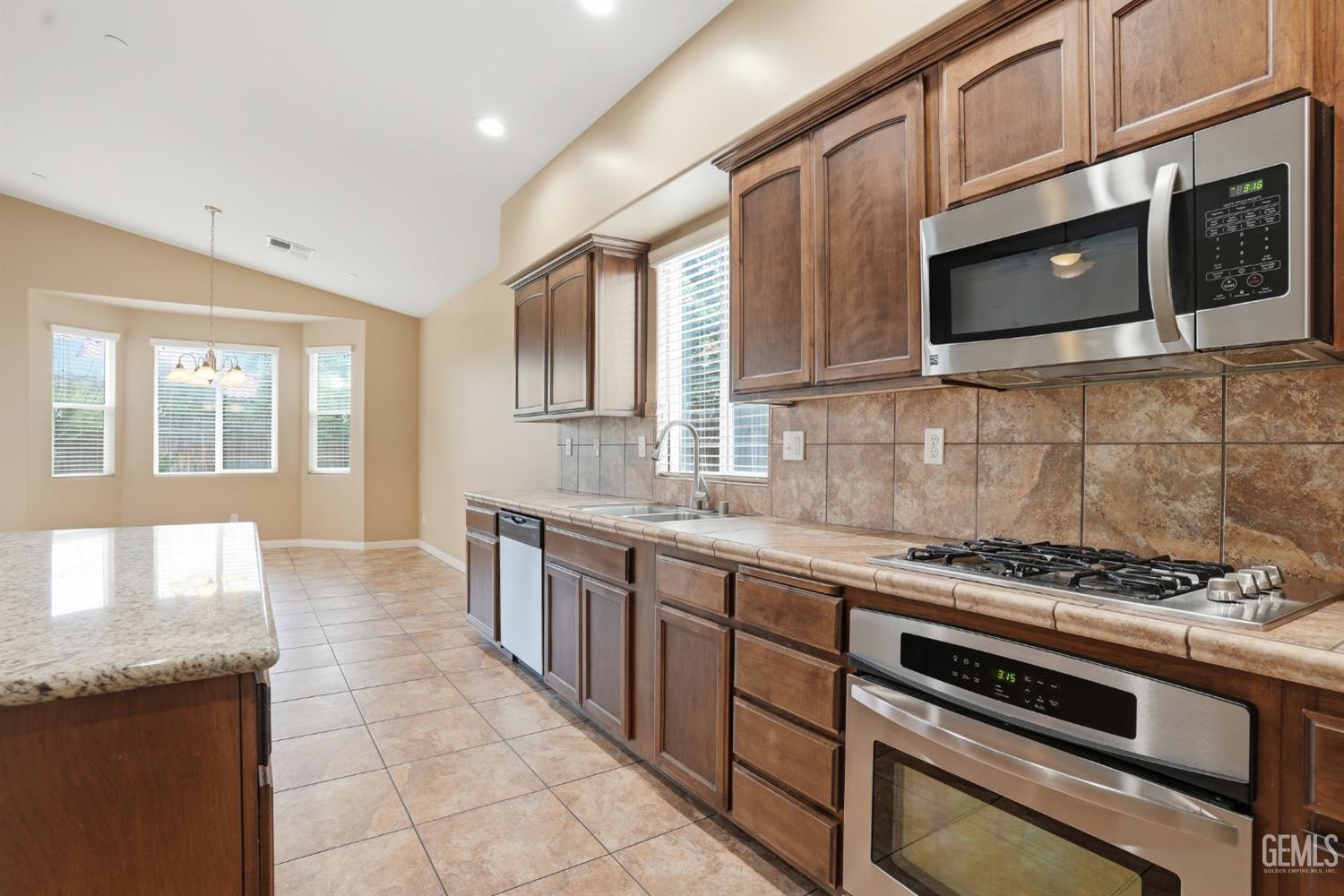 10300 Silverthorne Drive