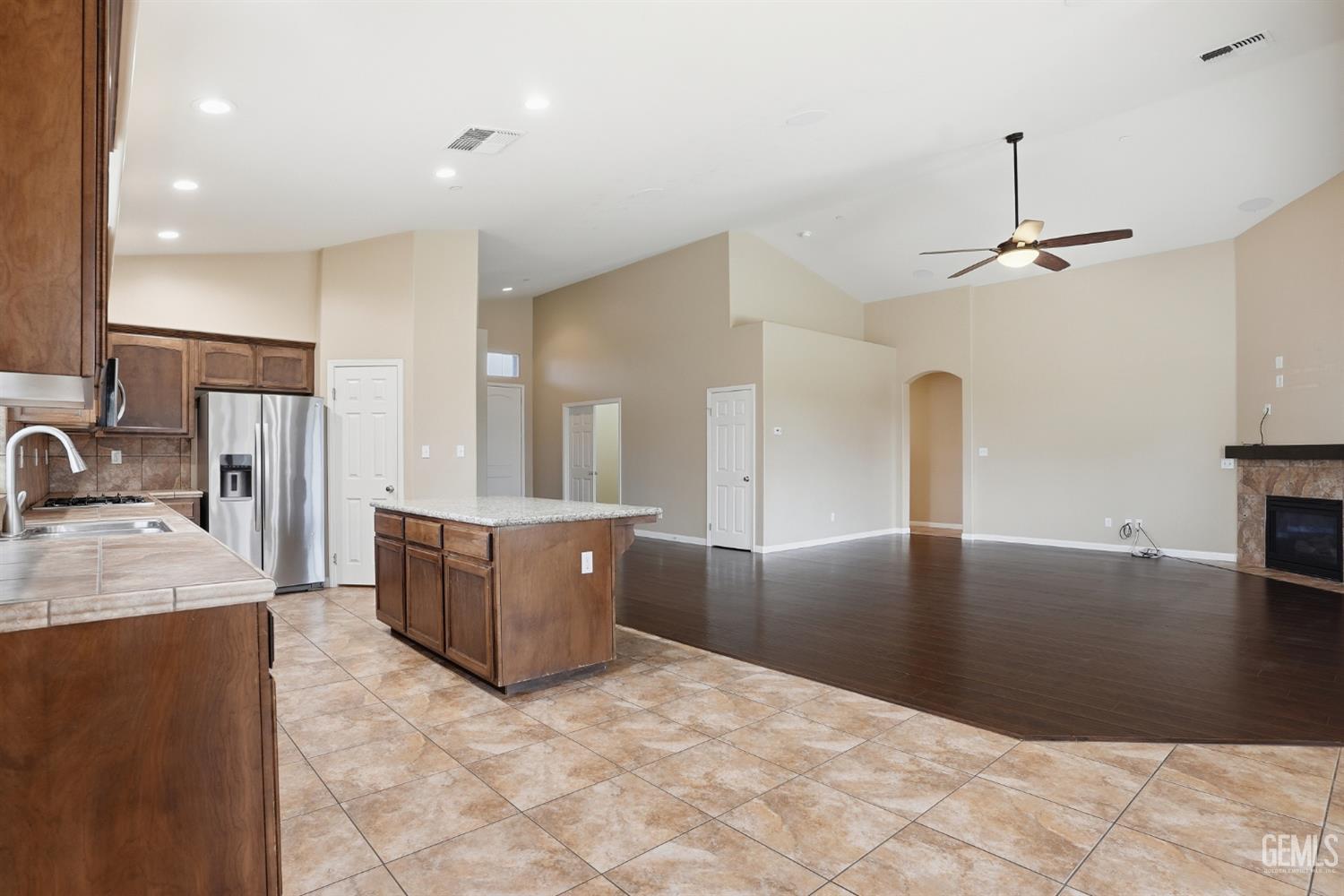 10300 Silverthorne Drive