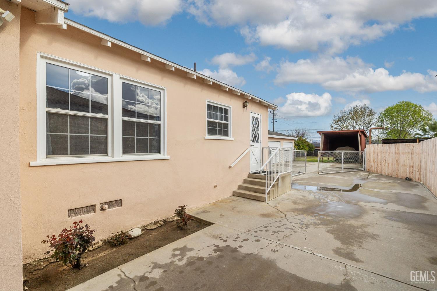 2416 Barnett Street