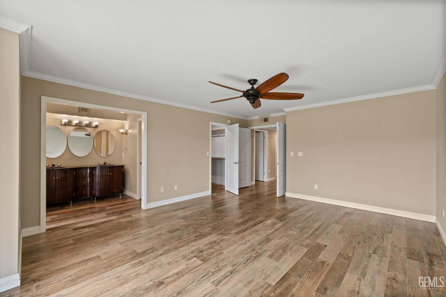 14500 Las Palmas Drive Unit: 22