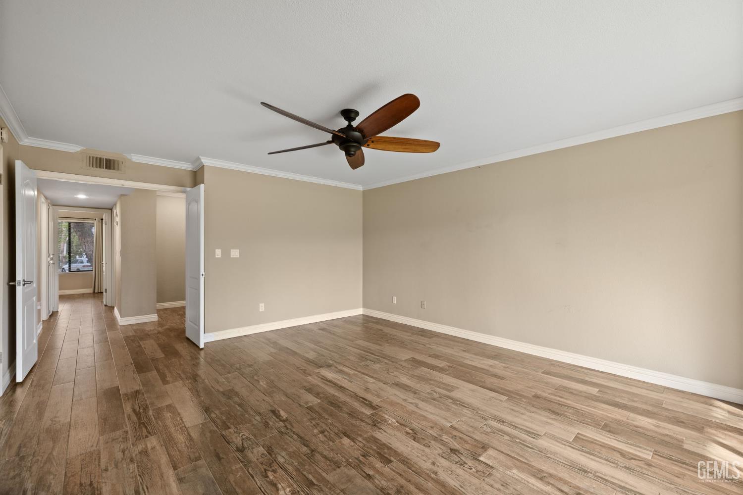 14500 Las Palmas Drive Unit: 22