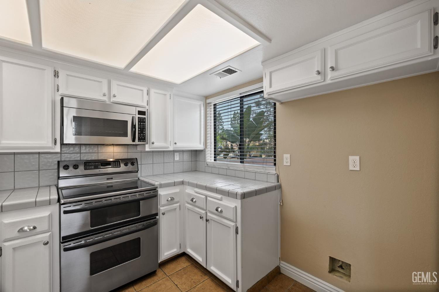 14500 Las Palmas Drive Unit: 22