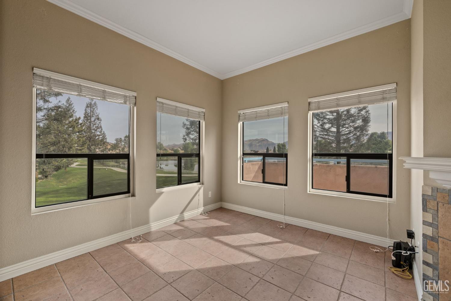 14500 Las Palmas Drive Unit: 22