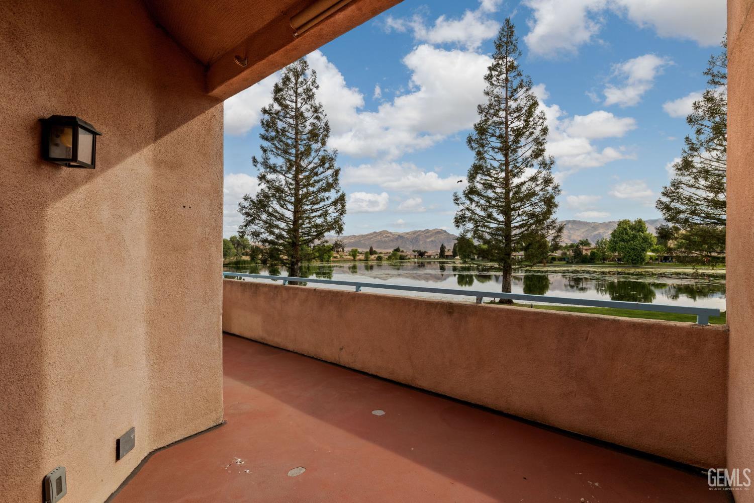 14500 Las Palmas Drive Unit: 22