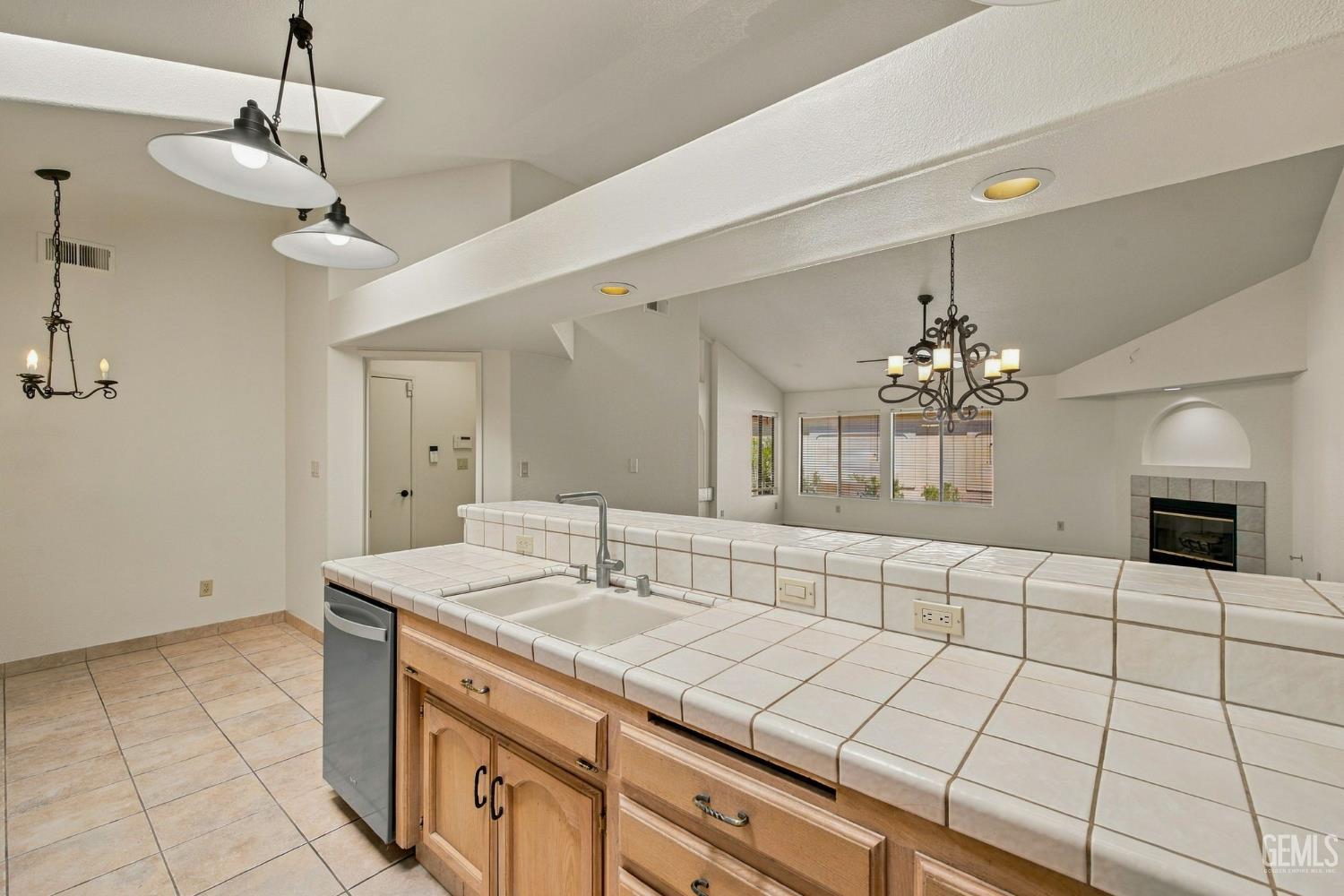 8221 Sheffield Lane