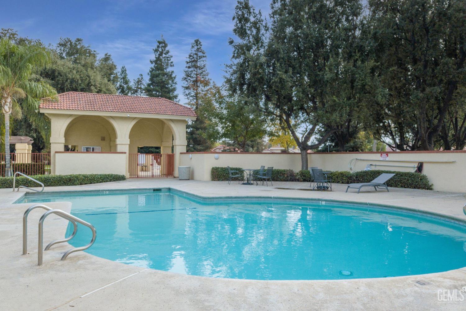 8221 Sheffield Lane