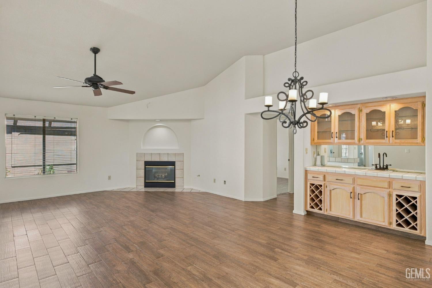 8221 Sheffield Lane