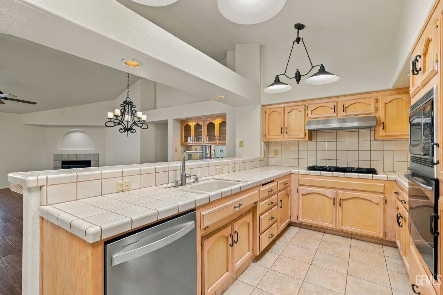 8221 Sheffield Lane
