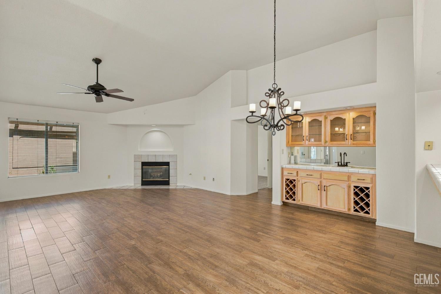 8221 Sheffield Lane