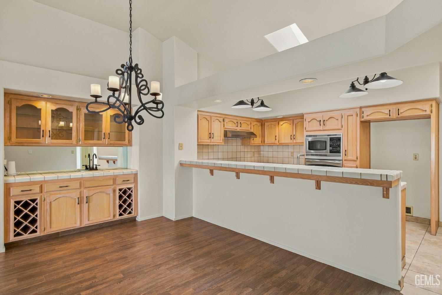 8221 Sheffield Lane