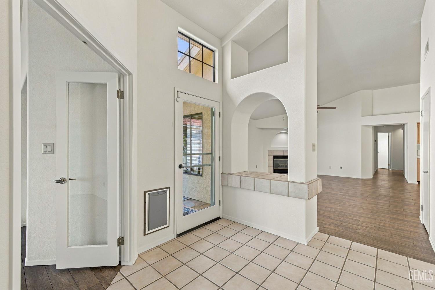 8221 Sheffield Lane