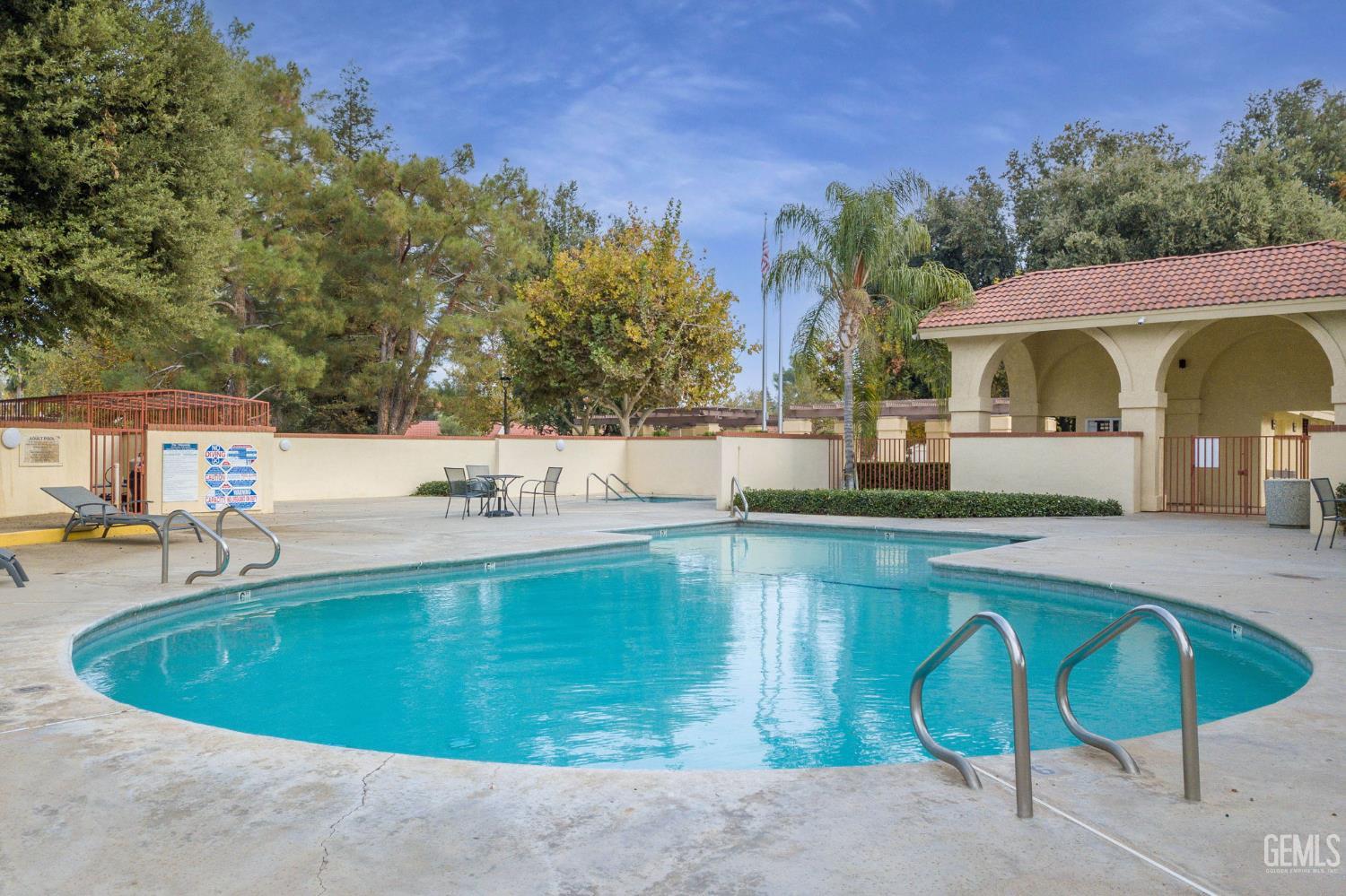 8221 Sheffield Lane