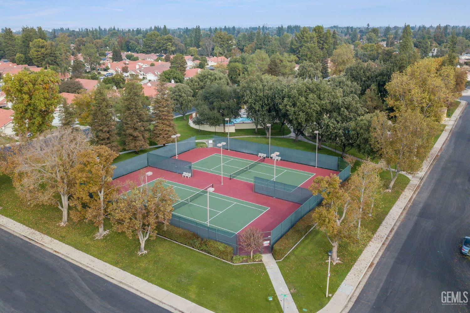 8221 Sheffield Lane