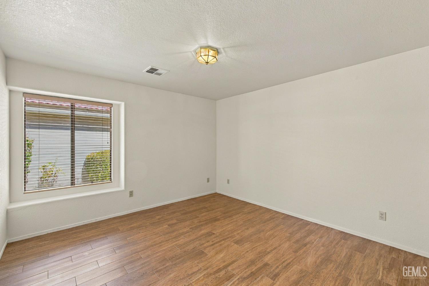 8221 Sheffield Lane