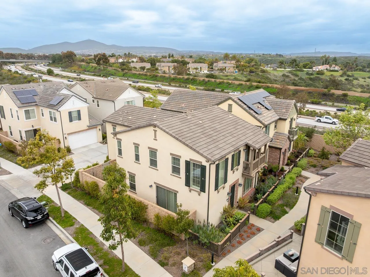 13348 Camelia Way