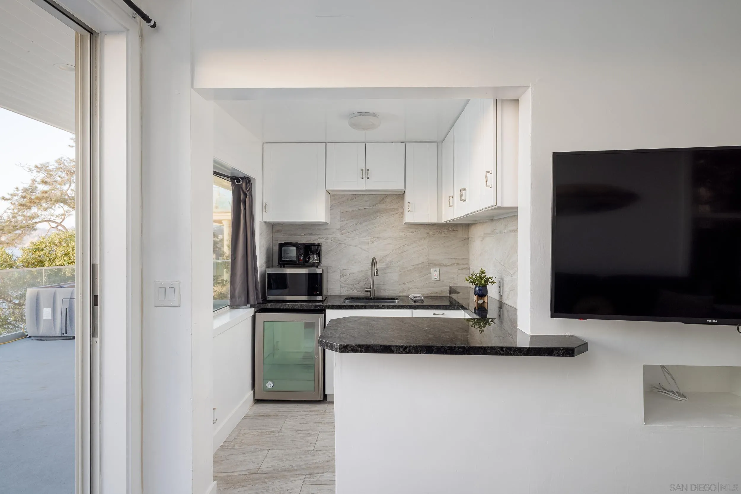 1624 Torrey Pines Rd