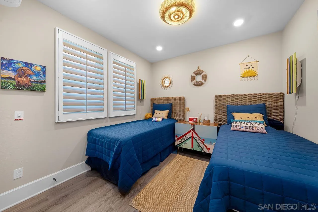 810 Santa Barbara Place