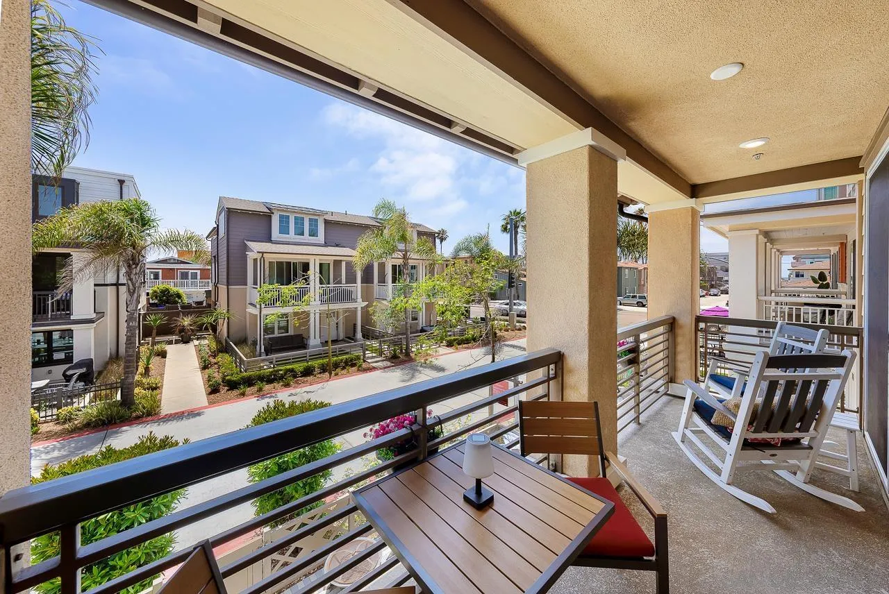 810 Santa Barbara Place