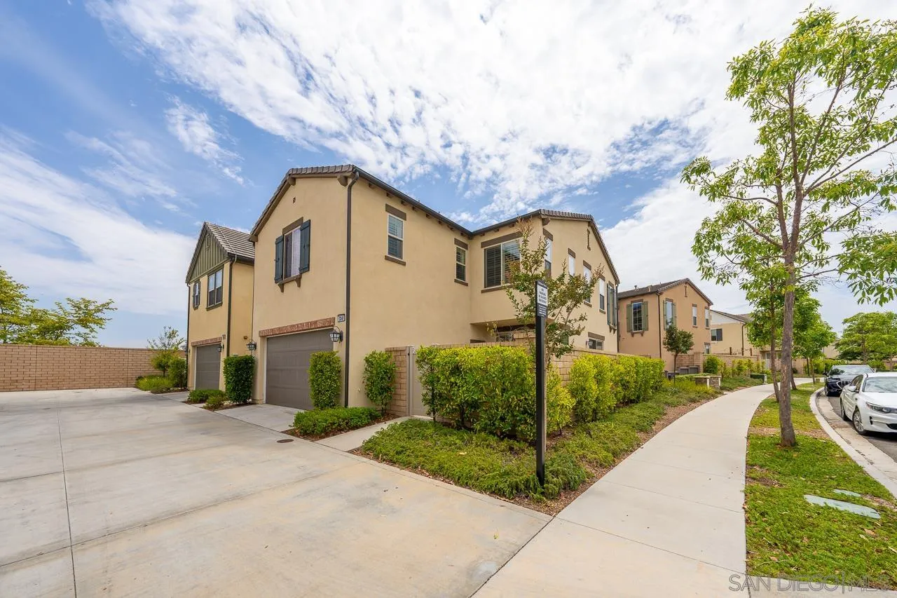13348 Camelia Way