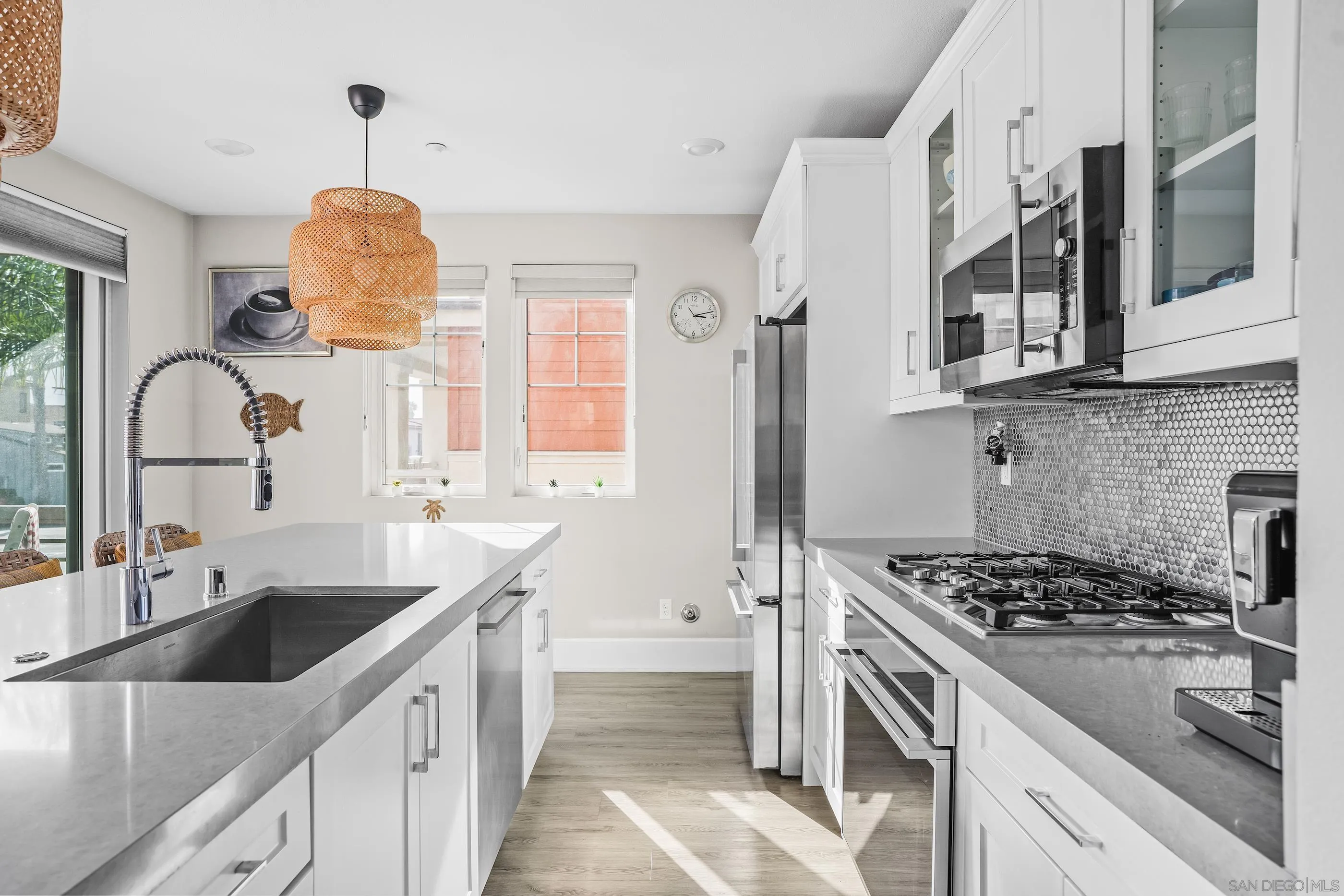 810 Santa Barbara Pl