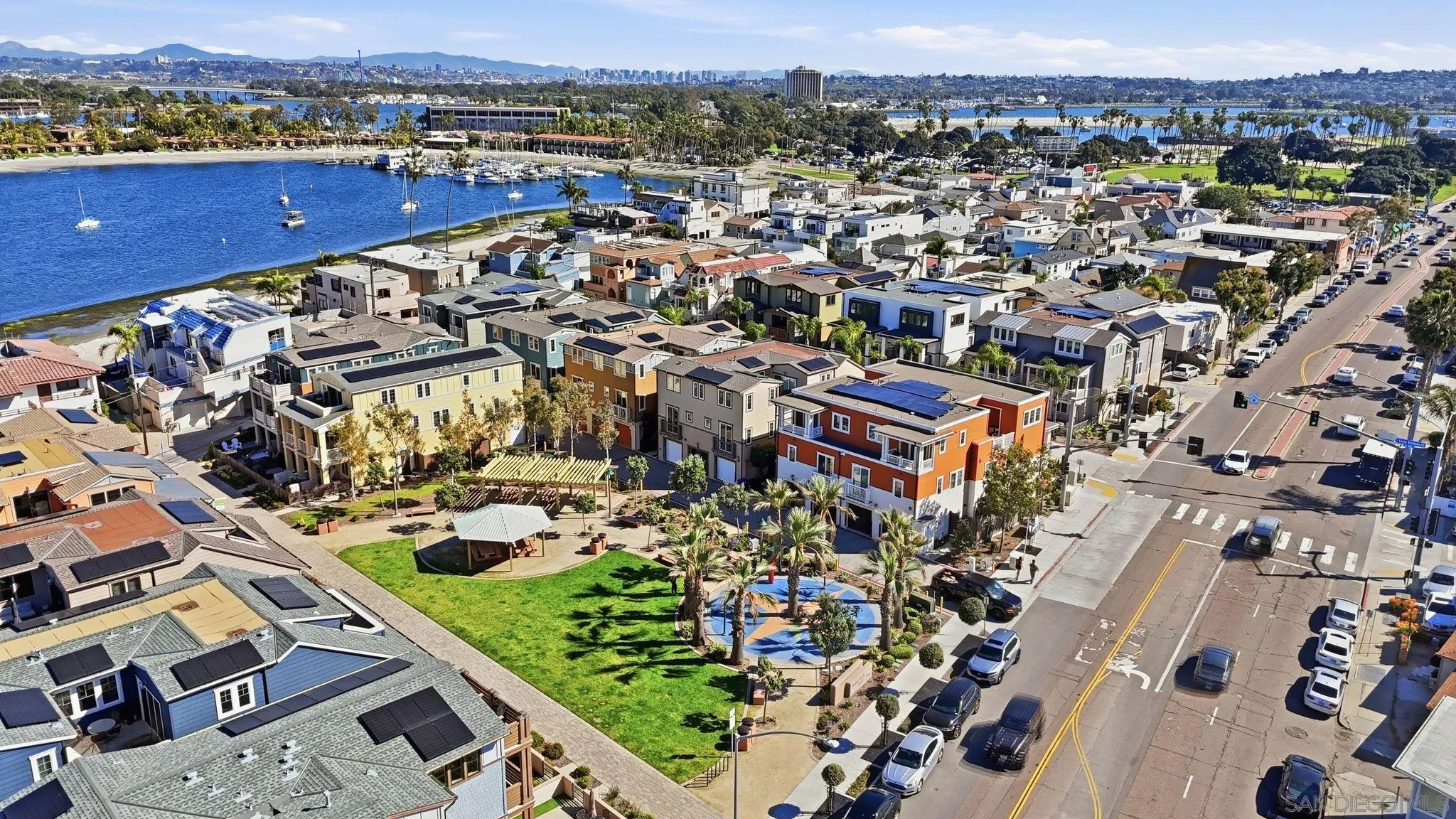 810 Santa Barbara Pl