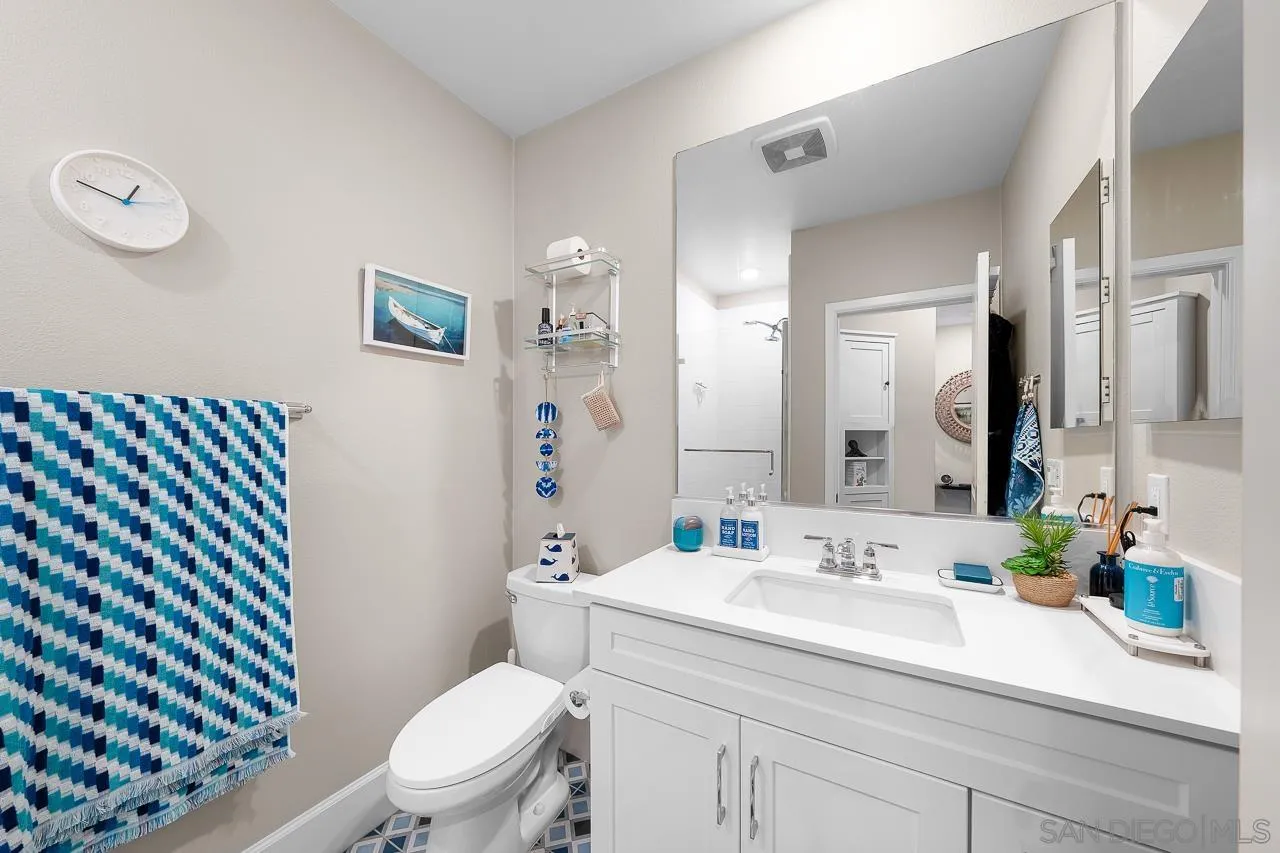 810 Santa Barbara Pl