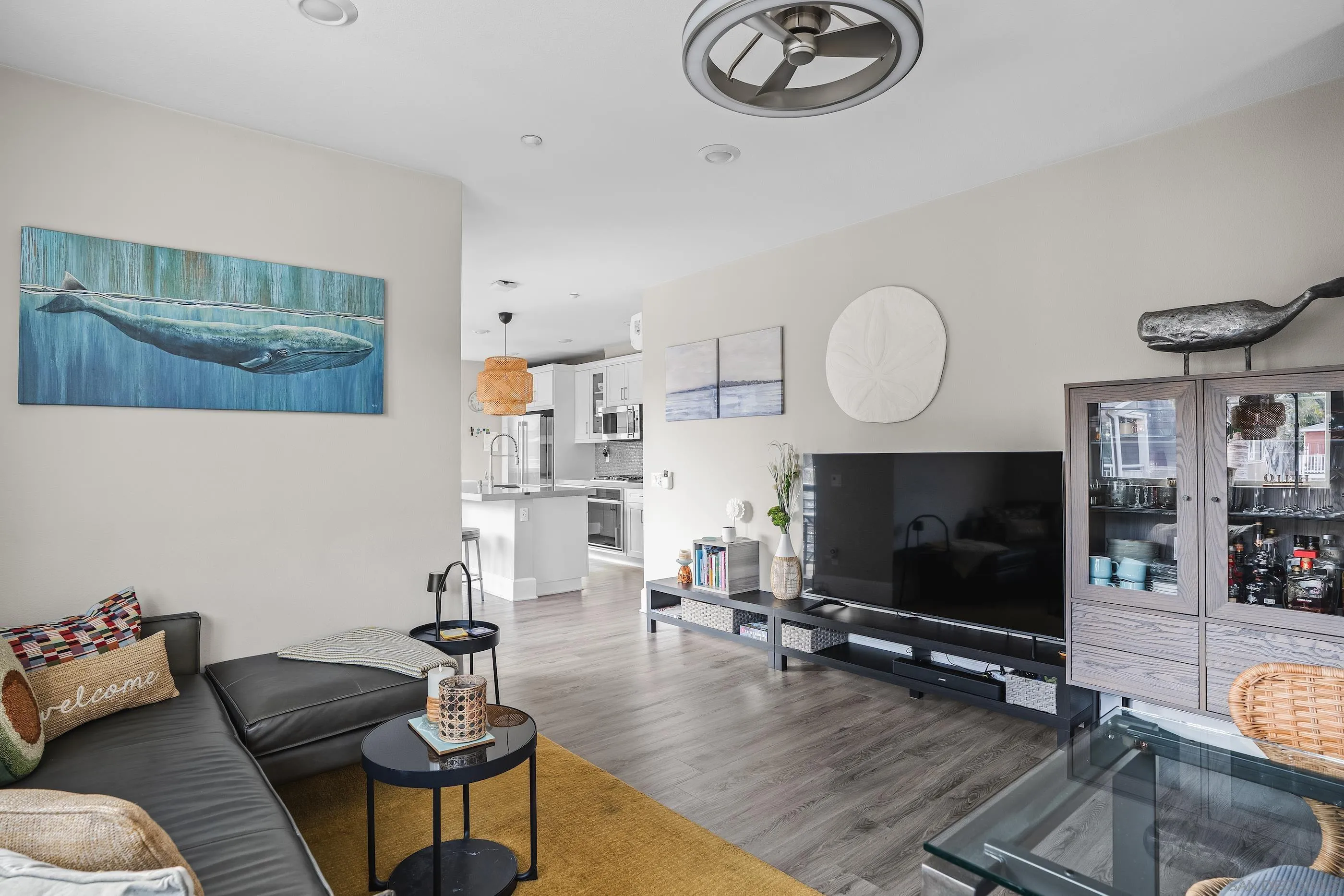 810 Santa Barbara Pl