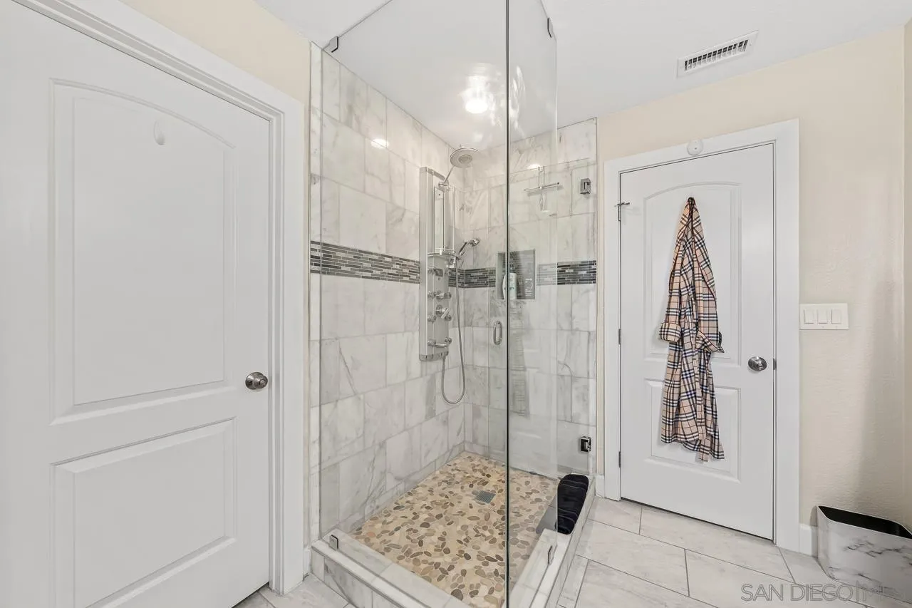 7087 Rancho Santa Fe View Ct.
