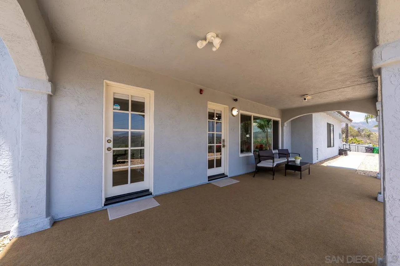 7087 Rancho Santa Fe View Ct.
