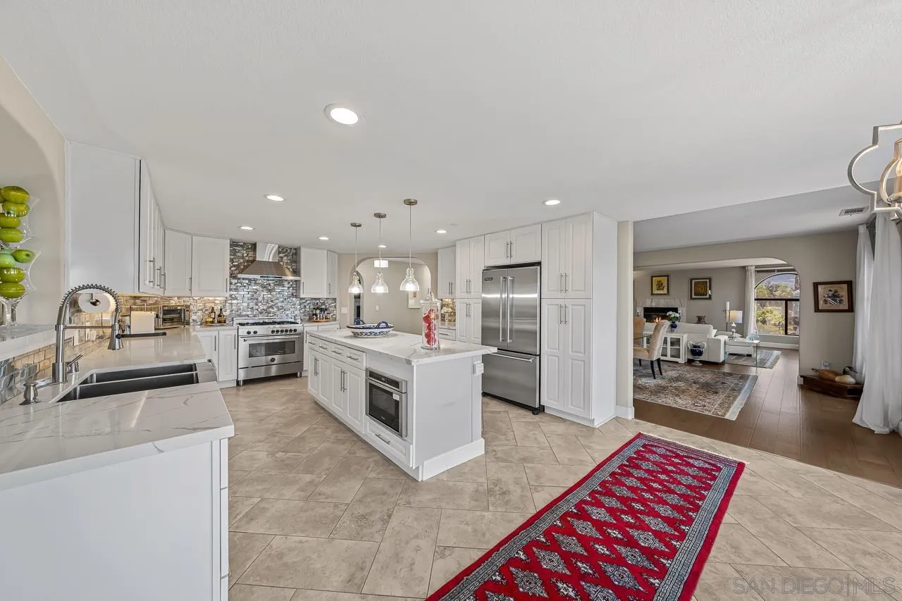 7087 Rancho Santa Fe View Ct.
