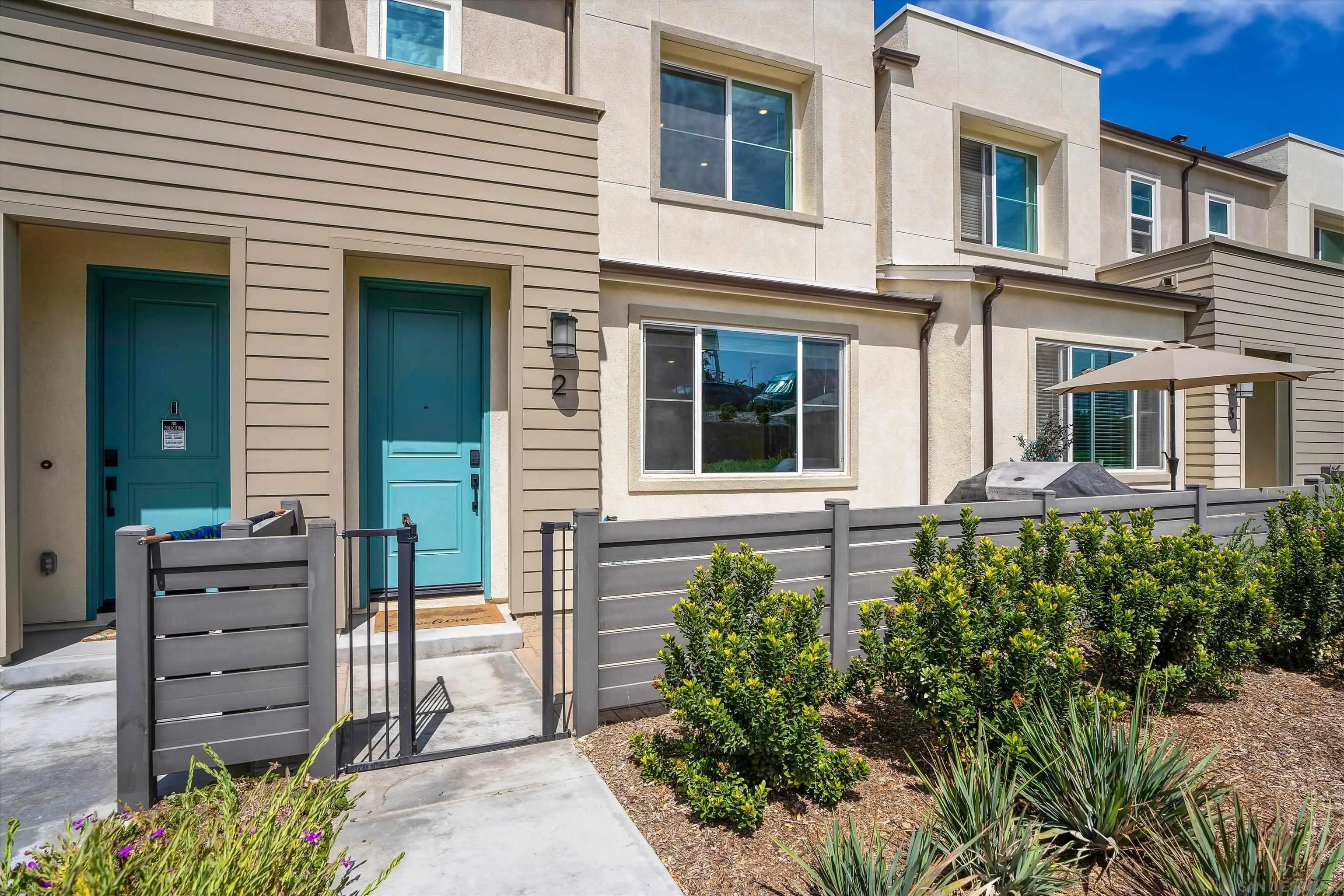 808 Mateo St Unit #2